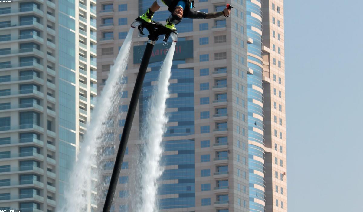 Flyboarden